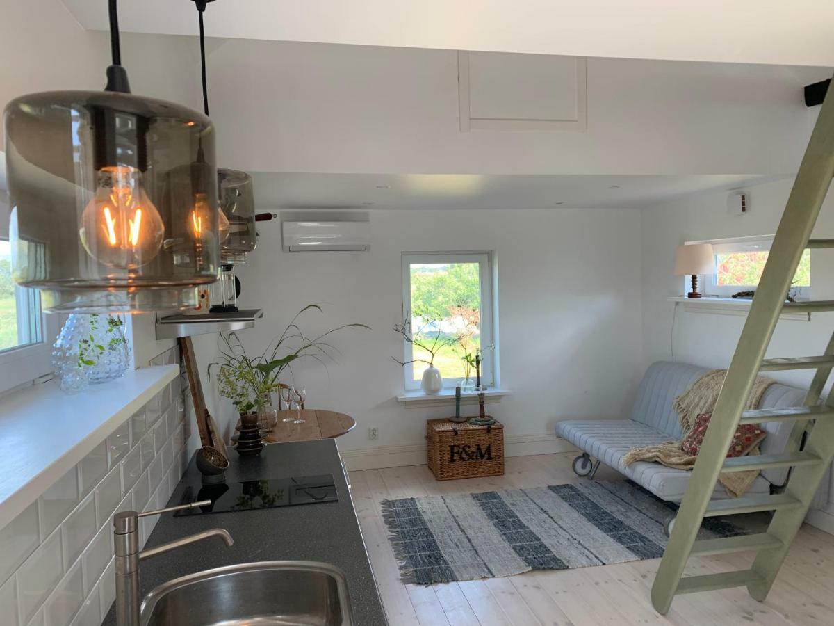 Station Bed And Kitchen Guesthouse Varberg Bagian luar foto