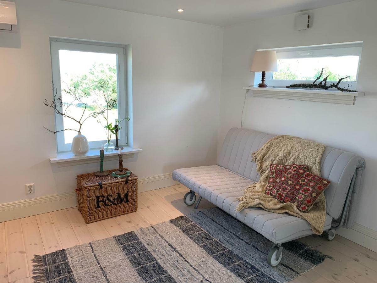 Station Bed And Kitchen Guesthouse Varberg Bagian luar foto